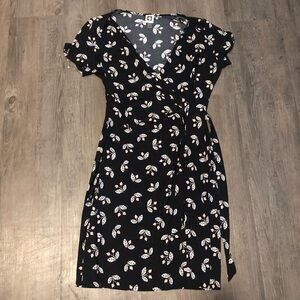 Anne Klein printed faux wrap dress with tie detail size 12